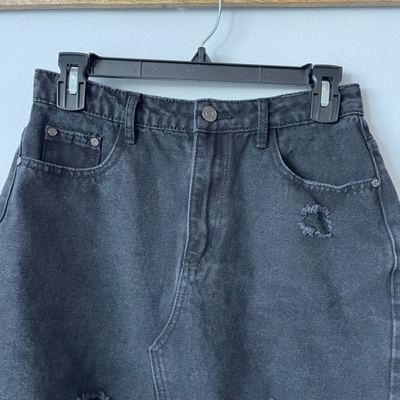 Missguided Distressed Black Denim Mini Skirt Size 6 - Picture 7 of 15